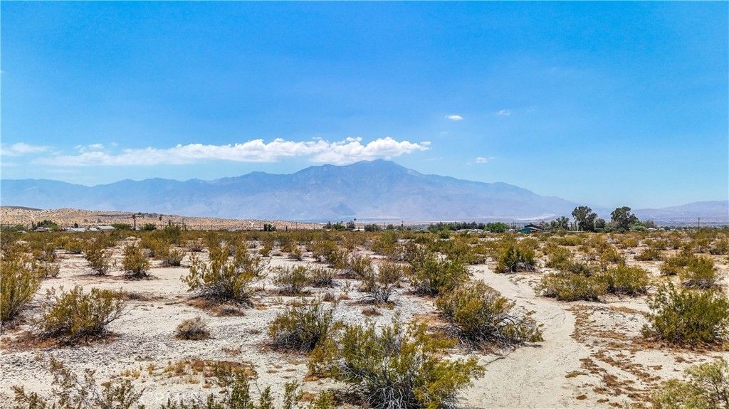 Image 22 of property listing at 60 Dillon Road, Desert Hot Springs, CA 92241