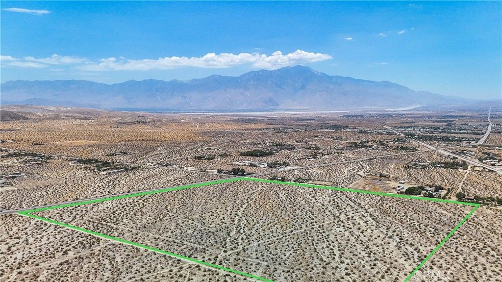 Image 6 of property listing at 60 Dillon Road, Desert Hot Springs, CA 92241