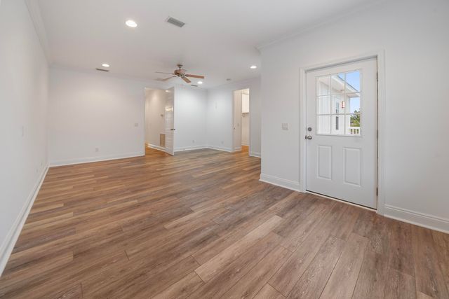 300 Coconut Grove Court, Panama City Beach, FL 32407