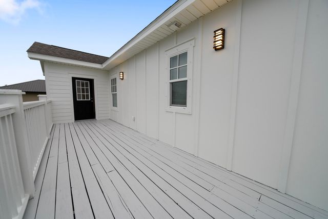 300 Coconut Grove Court, Panama City Beach, FL 32407