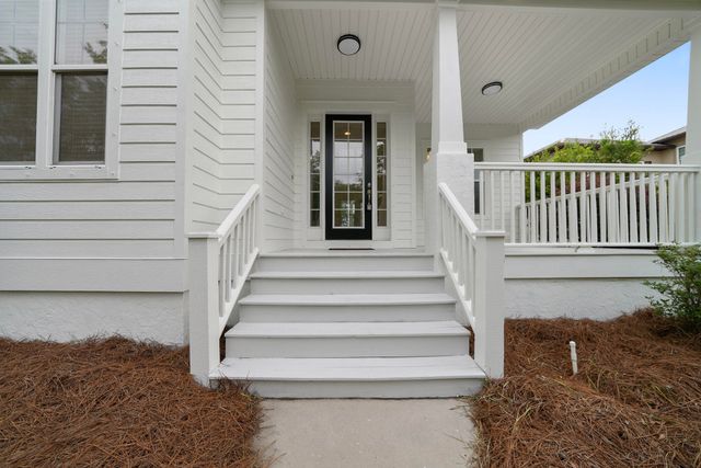 300 Coconut Grove Court, Panama City Beach, FL 32407
