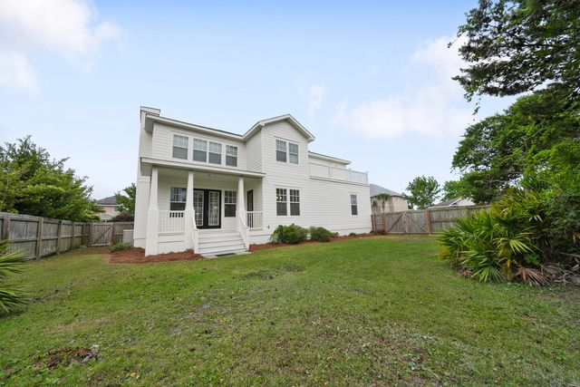300 Coconut Grove Court, Panama City Beach, FL 32407
