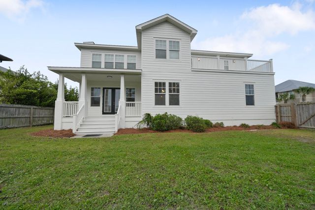 300 Coconut Grove Court, Panama City Beach, FL 32407