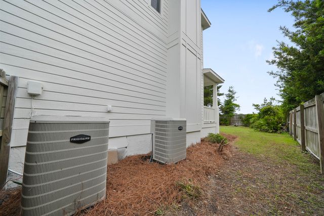 300 Coconut Grove Court, Panama City Beach, FL 32407