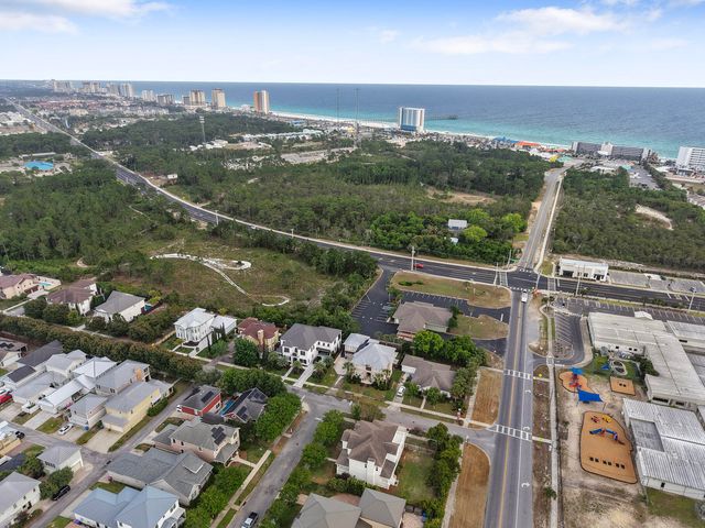 300 Coconut Grove Court, Panama City Beach, FL 32407