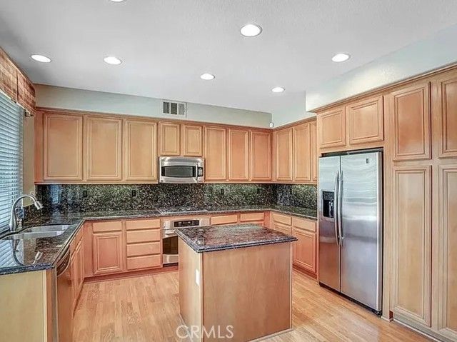 10156 Beachcomber, Moreno Valley, CA 92557