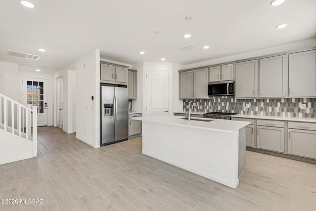 5618 W Carillon Ridge Lane, Marana, AZ 85743