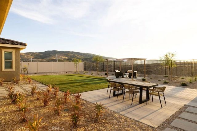 39273 Saddle Drive, Palmdale, CA 93551
