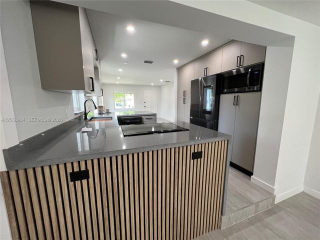 850 NE 127th Street, North Miami, FL 33161