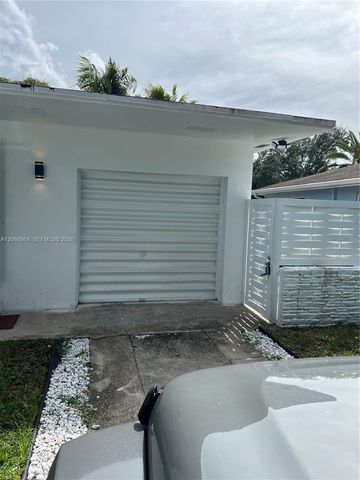 850 NE 127th Street, North Miami, FL 33161
