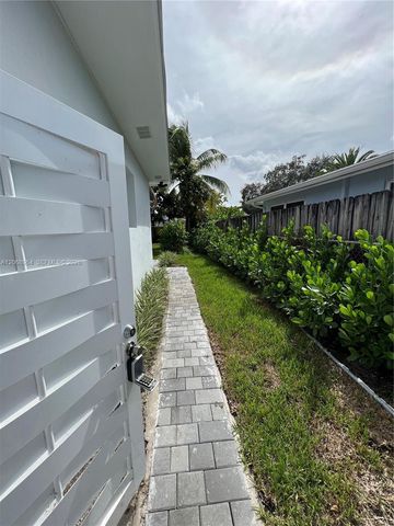 850 NE 127th Street, North Miami, FL 33161
