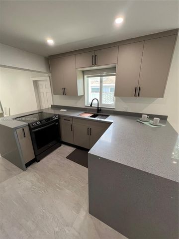 850 NE 127th Street, North Miami, FL 33161