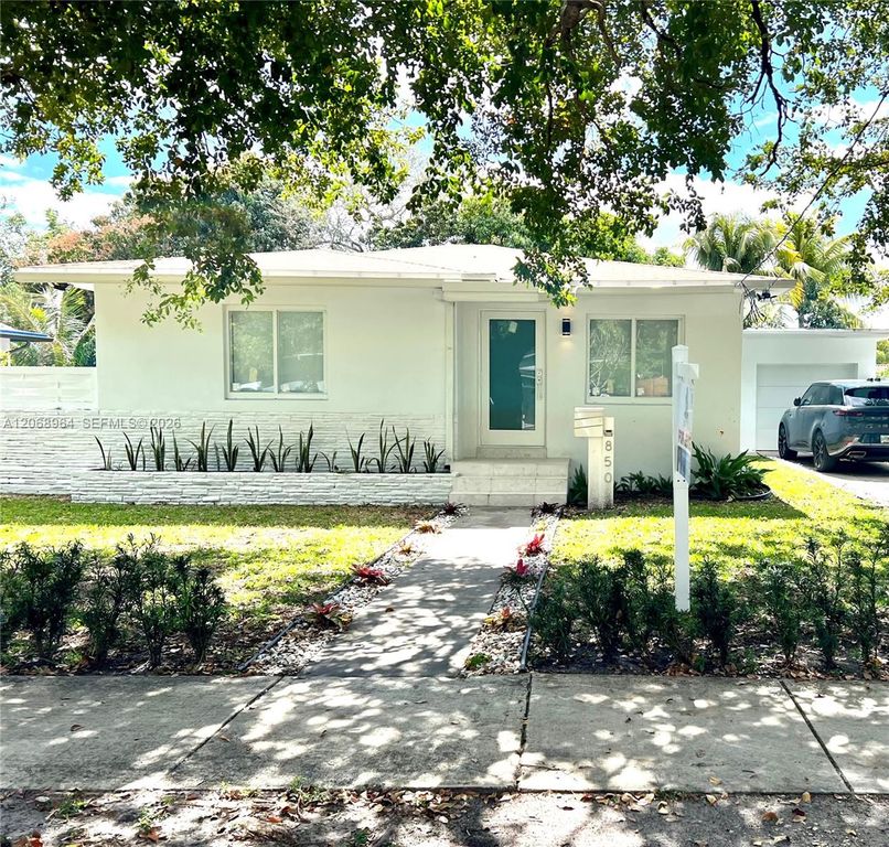 850 NE 127th Street, North Miami, FL 33161