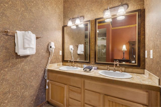 272 Oakridge Road, Branson, MO 65616