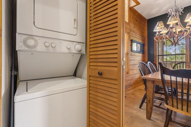 272 Oakridge Road, Branson, MO 65616