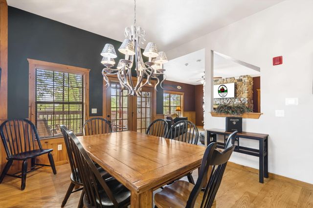 272 Oakridge Road, Branson, MO 65616