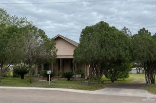 630 E Sam Houston Boulevard, Pharr, TX 78577