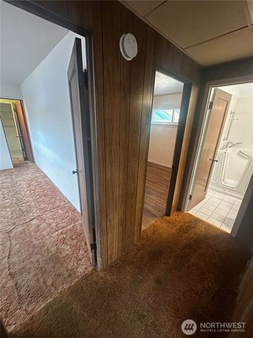 3268 NW Erlands Court, Bremerton, WA 98312