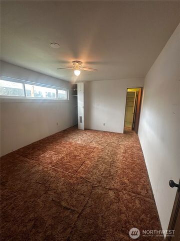 3268 NW Erlands Court, Bremerton, WA 98312