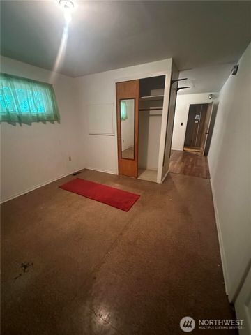 3268 NW Erlands Court, Bremerton, WA 98312