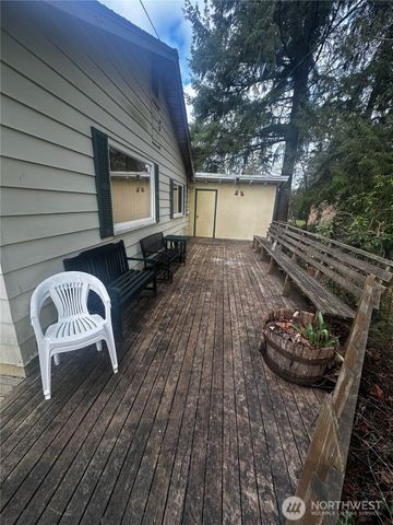 3268 NW Erlands Court, Bremerton, WA 98312