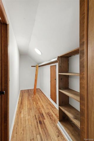 4837 Mack Road, Howell, MI 48855