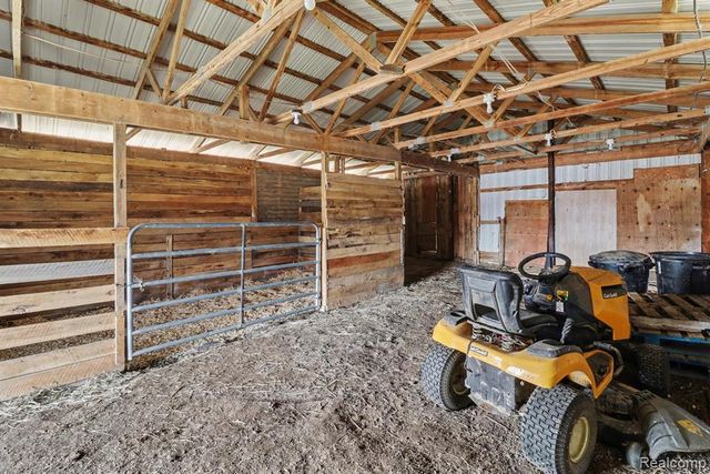 4837 Mack Road, Howell, MI 48855