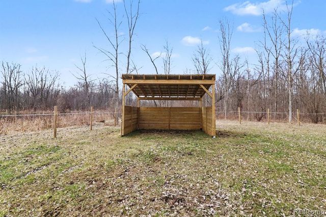 4837 Mack Road, Howell, MI 48855