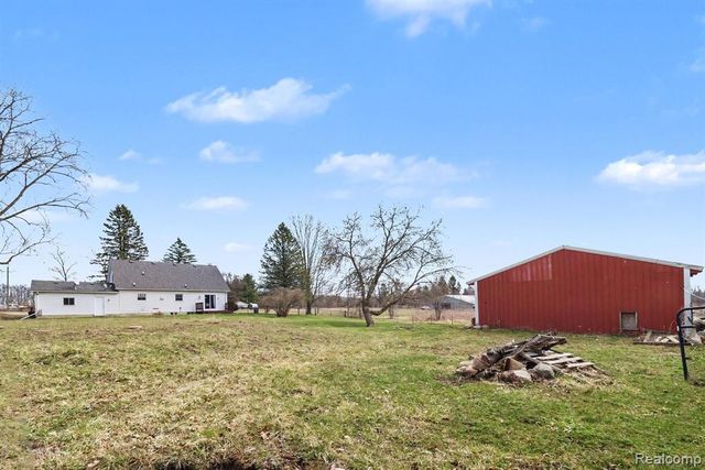 4837 Mack Road, Howell, MI 48855