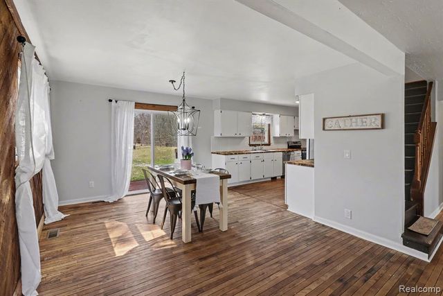 4837 Mack Road, Howell, MI 48855