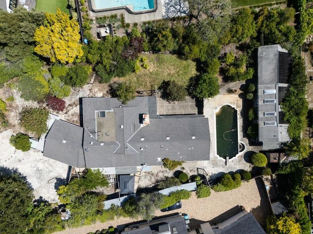 135 Stonehedge Road, Hillsborough, CA 94010