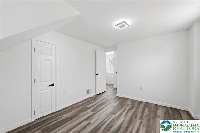 1122 North Van Buren Street, Allentown City, PA 18109