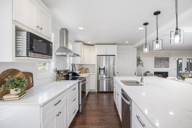 1407 Glade Ct, Franklin, TN 37069