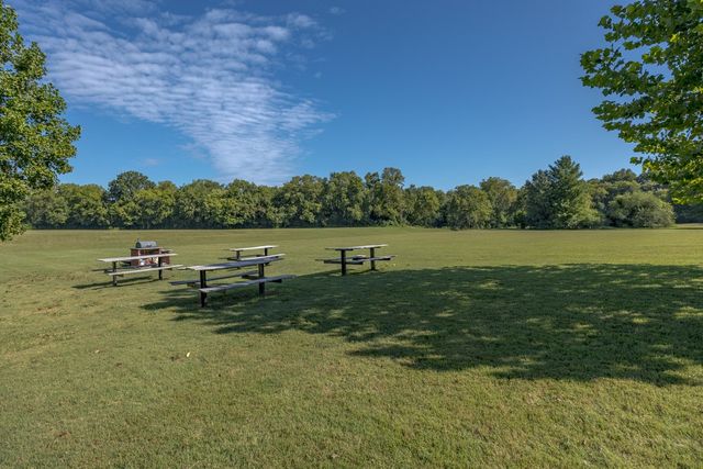 1407 Glade Ct, Franklin, TN 37069