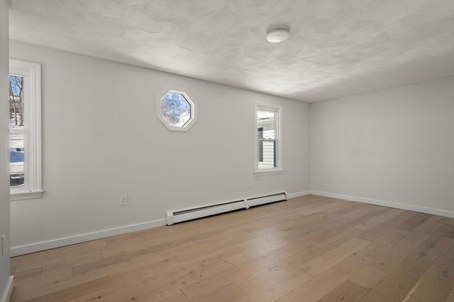 15 Crescent St D, Lawrence, MA 01841