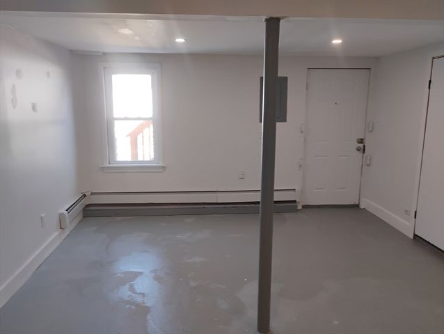 15 Crescent St D, Lawrence, MA 01841