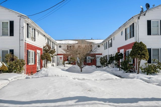 15 Crescent St D, Lawrence, MA 01841