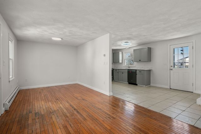 15 Crescent St D, Lawrence, MA 01841