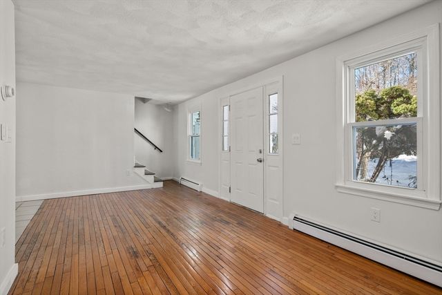 15 Crescent St D, Lawrence, MA 01841