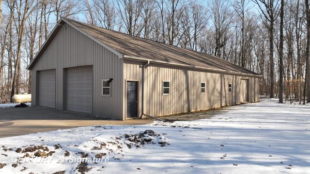 7147 Gary Road, Chesaning Twp, MI 48616