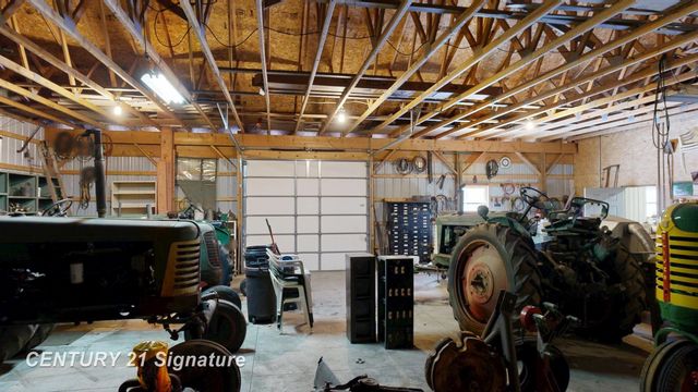 7147 Gary Road, Chesaning Twp, MI 48616