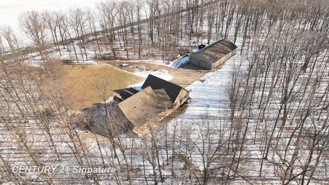 7147 Gary Road, Chesaning Twp, MI 48616