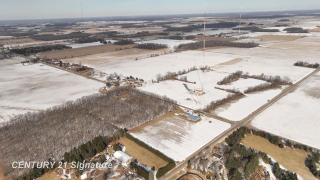 7147 Gary Road, Chesaning Twp, MI 48616