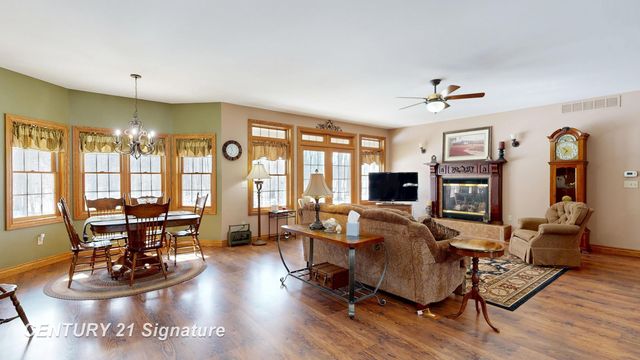 7147 Gary Road, Chesaning Twp, MI 48616