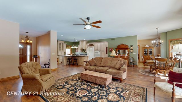 7147 Gary Road, Chesaning Twp, MI 48616