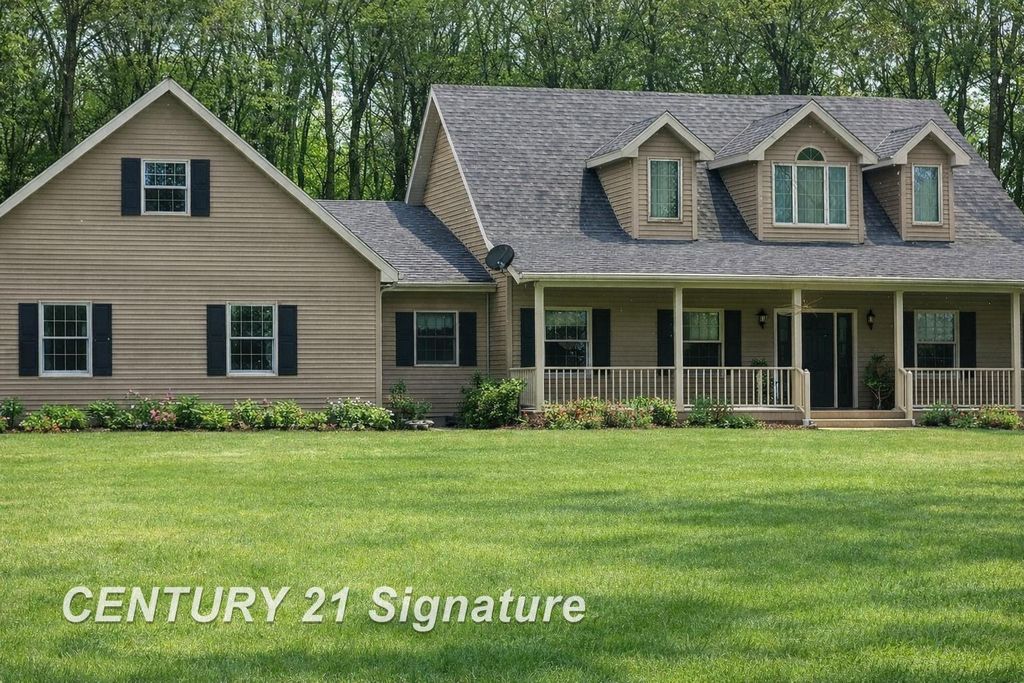 7147 Gary Road, Chesaning Twp, MI 48616