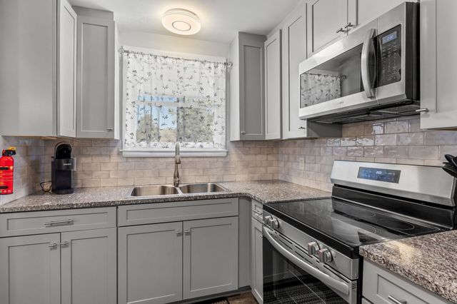 613 Hillsboro Rd Apt A11, Franklin, TN 37064