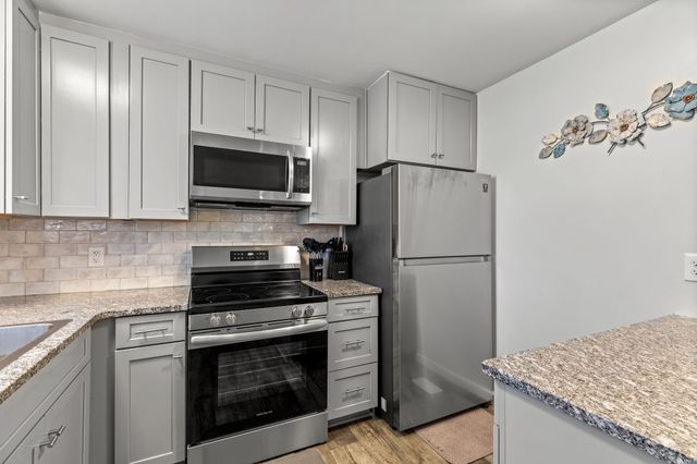 613 Hillsboro Rd Apt A11, Franklin, TN 37064