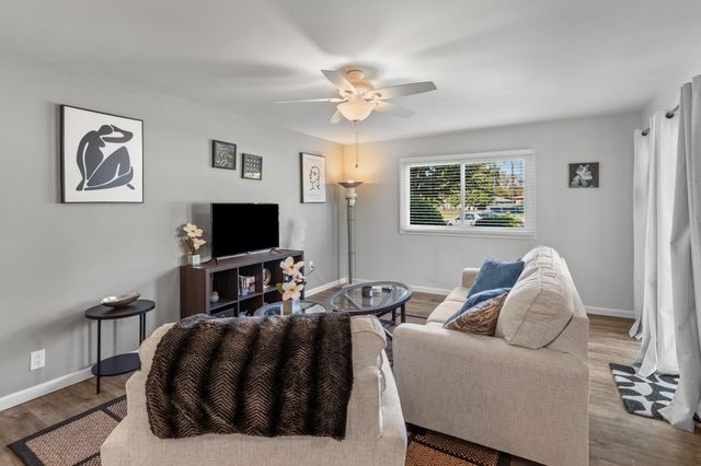 613 Hillsboro Rd Apt A11, Franklin, TN 37064