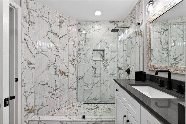 4164 Nobleman Point, Peachtree Corners, GA 30097